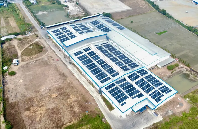 Rooftop solar at Greenroof · Plastic Packaging Manufacturer