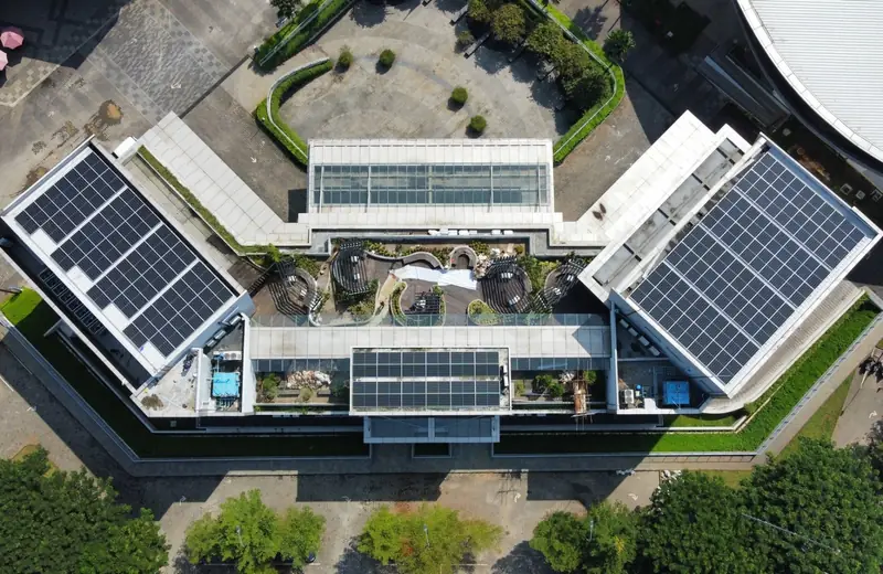 Rooftop solar at Astra Biz Centre, BSD